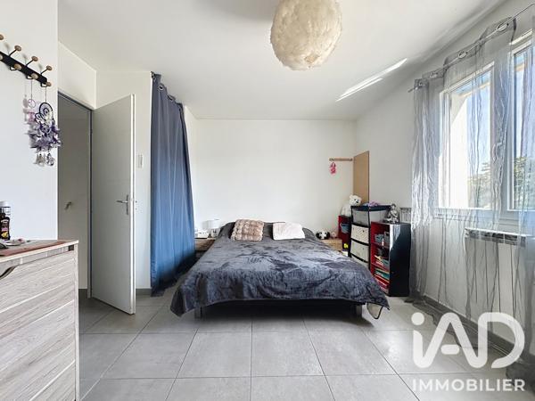 Maison à vendre 4 pièces 75 m² Gignac-la-Nerthe