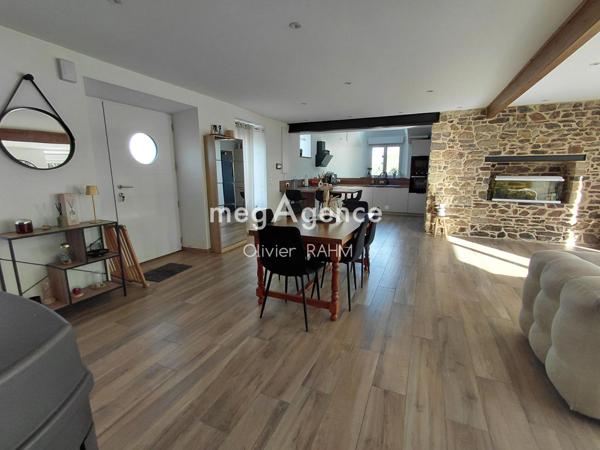 Maison à SAINT-BROLADRE, 35120 - 6 pièces 138m²