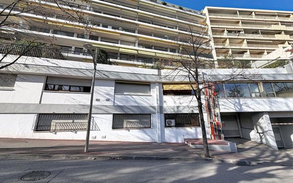 Appartement à vendre    1 pièce • 38,43 m2 Le Cannet