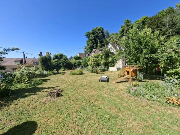 Vente                                                      Maison
                        
                     5 pièces                      104 m2                     à Gisors