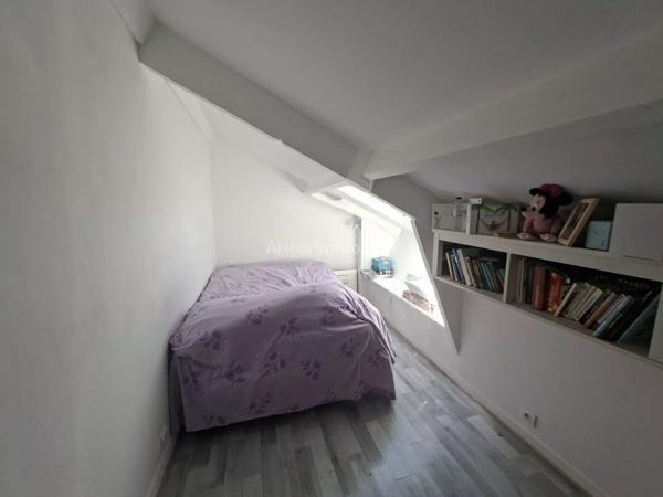 Vente                                                      Maison
                        
                     5 pièces                      104 m2                     à Gisors