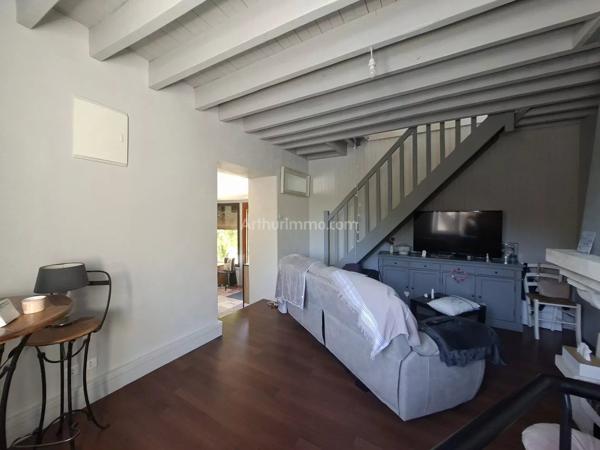 Vente                                                      Maison
                        
                     5 pièces                      104 m2                     à Gisors