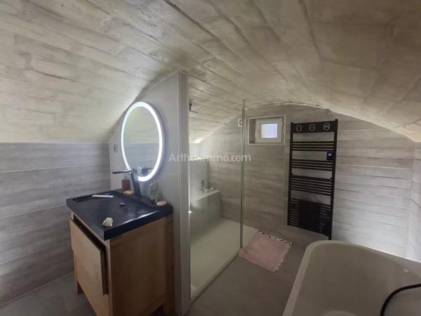 Vente                                                      Maison
                        
                     5 pièces                      104 m2                     à Gisors