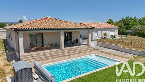 Maison à vendre 4 pièces 133 m² Saint-Étienne-de-Fontbellon