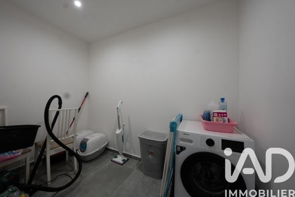 Maison à vendre 4 pièces 133 m² Saint-Étienne-de-Fontbellon