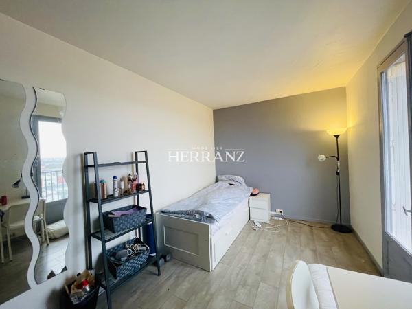 Appartement T4 (3ch) de 75m2 avec 4 balcons en parfait état Détails des diagnostics énergétiques