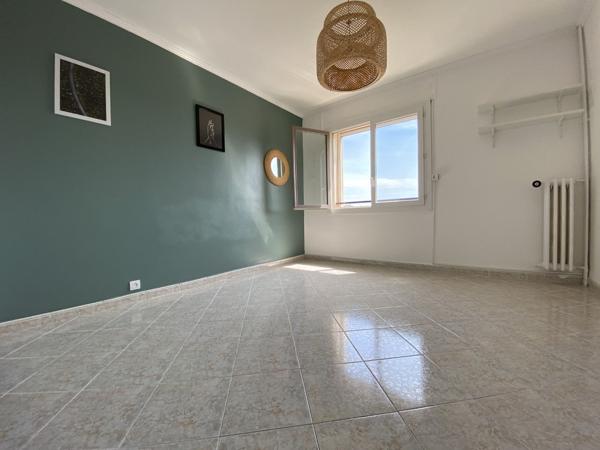Appartement 3 pièces 77.28 m2