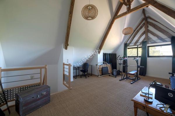 Maison de prestige à vendre à Amanlis - 5 pièces, grand terrain, charme et volume