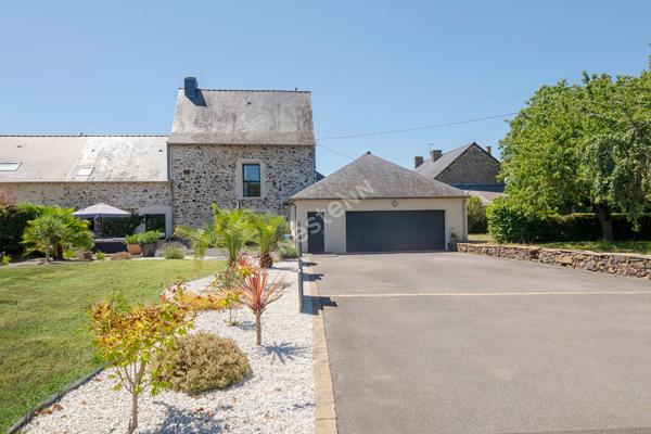 Maison de prestige à vendre à Amanlis - 5 pièces, grand terrain, charme et volume