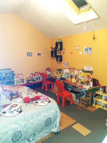 SAINT AIGULIN (17) a vendre 4 appartements loués plus garages,