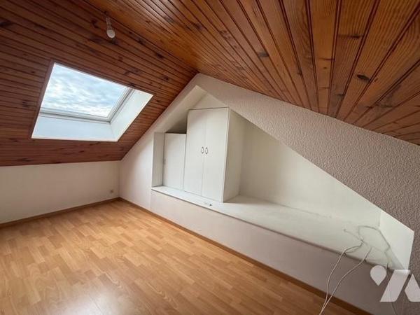 ANGERS GARE/PASSERELLE T4 AU DERNIER ETAGE