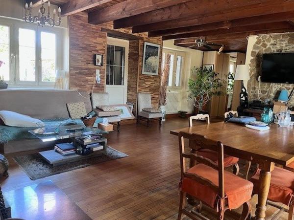 COUERON- Maison 10 pièces, 6 chambres sur une parcelle de 9335 m²