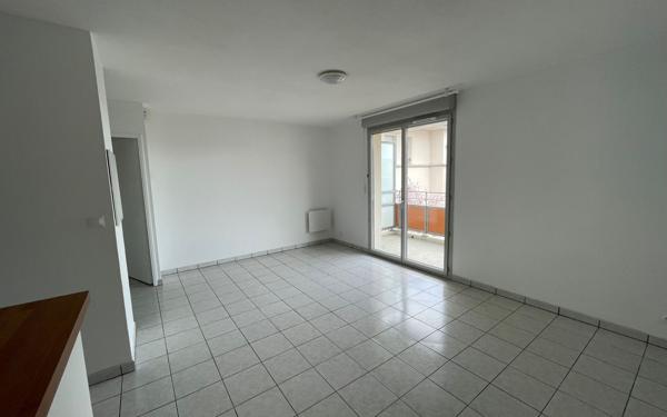 Appartement à louer    2 pièces •  L'Union