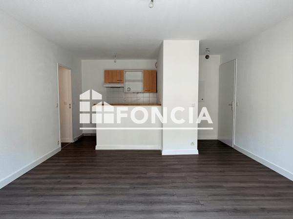 Location Appartement 3 pièces 55.7 m² - 1 RUE COTTAGE DES TOURTERELLES Pau 64000