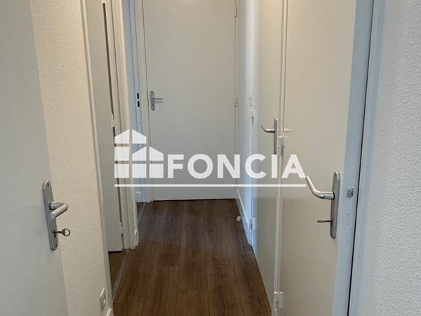 Location Appartement 3 pièces 55.7 m² - 1 RUE COTTAGE DES TOURTERELLES Pau 64000