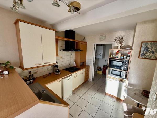 APPARTEMENT EN HYPER CENTRE-VILLE