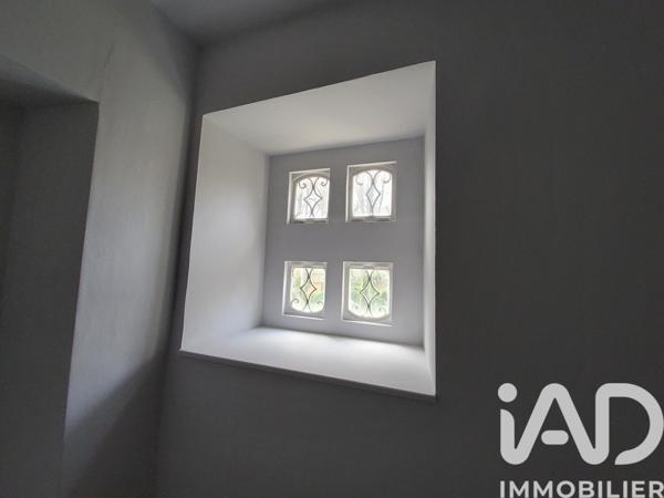 Maison à vendre 6 pièces 222 m² Saint-Barthélemy-d'Anjou