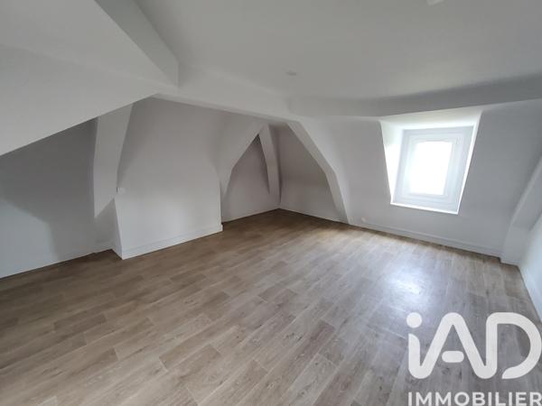 Maison à vendre 6 pièces 222 m² Saint-Barthélemy-d'Anjou