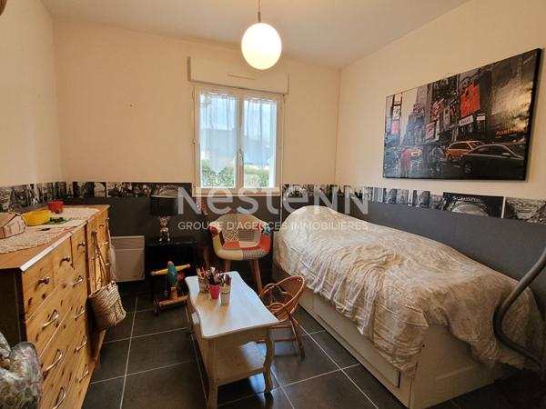 Maison Lannebert de plain pied avec terrain clos et arboré - 83.52 m2