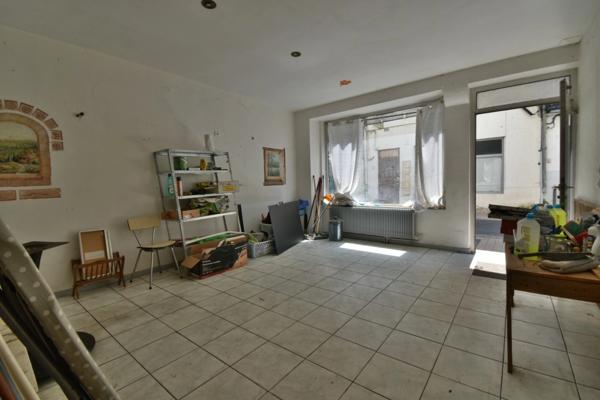 Appartement à vendre 3 pièces (), plateau à rénover, divisible en 2 logements, spécial investisseurs