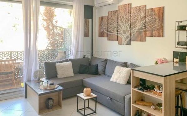 Appartement à vendre    1 pièce • 34,61 m2 Marseille 8