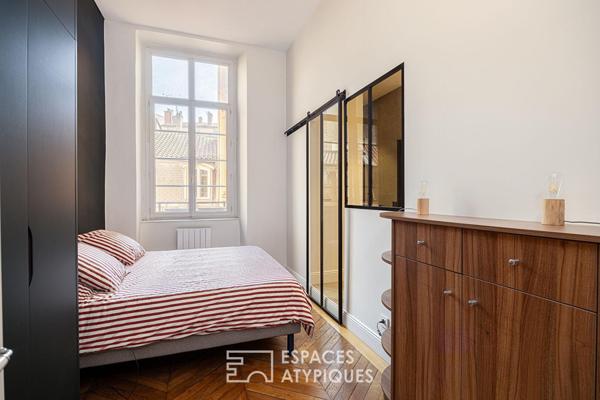 Appartement entièrement rénové par un architecte à quelques pas de la Place Bellecour