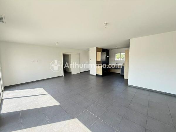 Vente                                                      Maison
                        
                     5 pièces                      110 m2                     à Neuvic