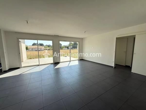 Vente                                                      Maison
                        
                     5 pièces                      110 m2                     à Neuvic