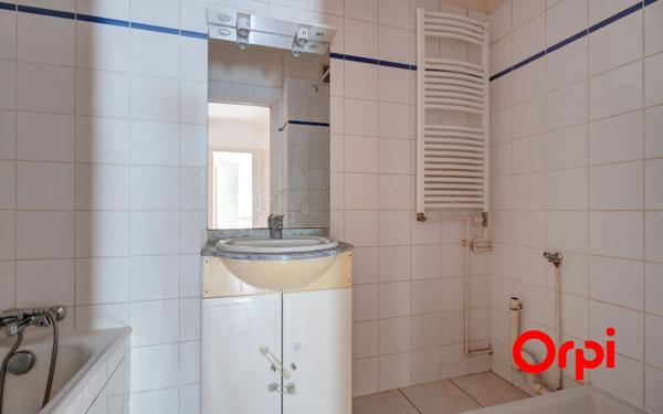 Appartement à vendre    3 pièces • 81,58 m2 Tassin-la-Demi-Lune