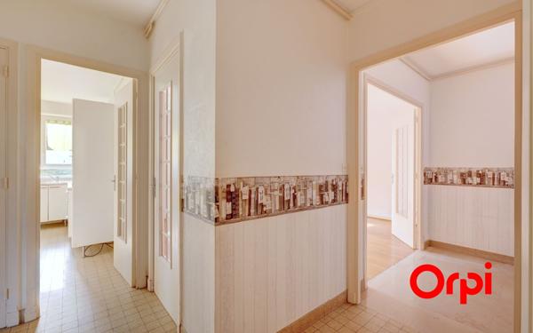 Appartement à vendre    3 pièces • 81,58 m2 Tassin-la-Demi-Lune