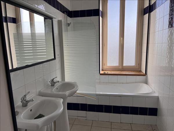 Maison à vendre |  Ladignac-le-Long |  6 pièces | 198 m²