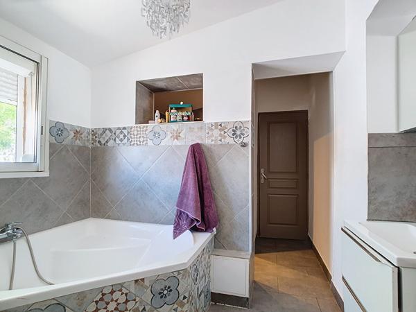 Ensemble immobilier à fort potentiel