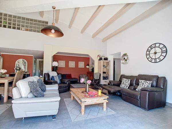 Ensemble immobilier à fort potentiel