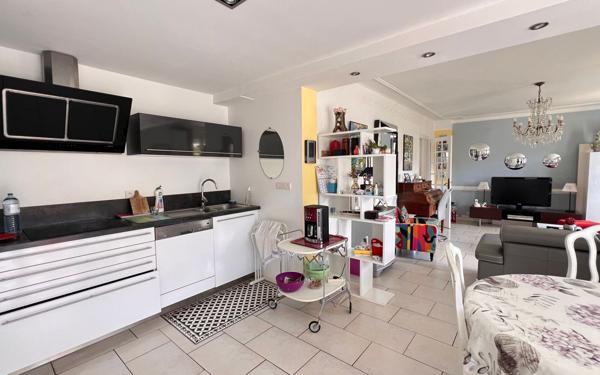 Maison à vendre    6 pièces • 155,50 m2 Carhaix-Plouguer