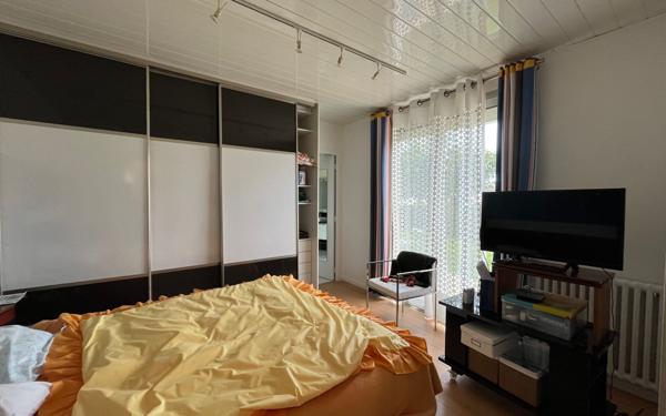 Maison à vendre    6 pièces • 155,50 m2 Carhaix-Plouguer