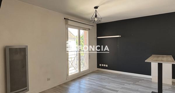 Location Appartement 2 pièces 36.5 m² - ÉTampes 91150