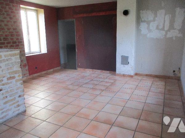 Maison en pierre (SAINT MARTIN BOULOGNE),