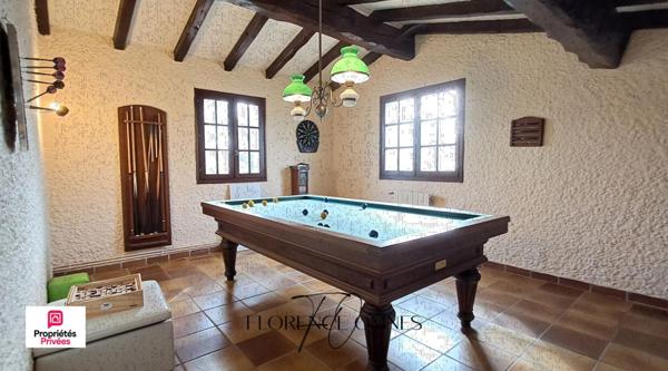 TREBES - Maison familiale - 5 chambres -196 m² avec piscine, grand garage et terrain arboré