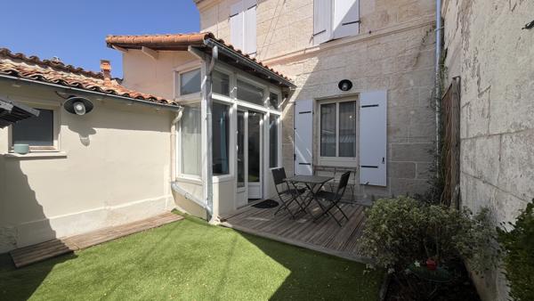 Appartement
                                                                                                                                                                                                                                                                                                                        2 pièce(s)                                                                                                                                                                                                          1 chambre(s)                                                                                                                                                                                                          46.74  m²
