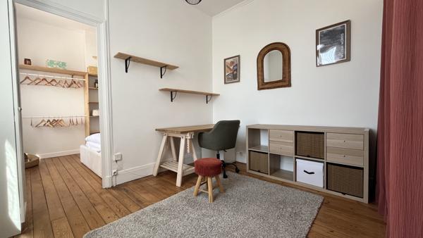 Appartement
                                                                                                                                                                                                                                                                                                                        2 pièce(s)                                                                                                                                                                                                          1 chambre(s)                                                                                                                                                                                                          46.74  m²