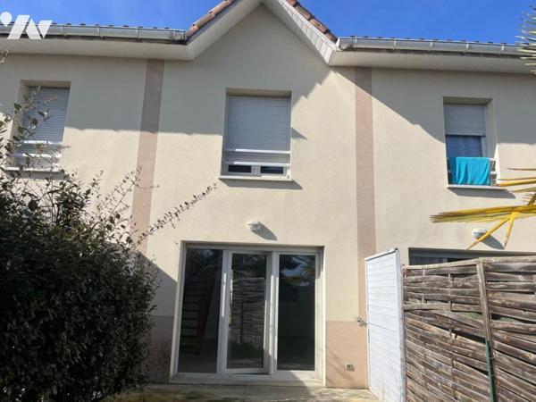 VILLA DUPLEX AVEC JARDIN