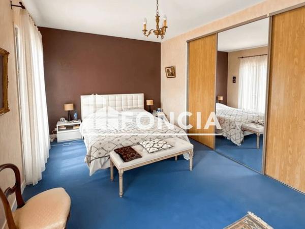 À vendre Maison 6 pièces 180 m² - Périgueux 24000