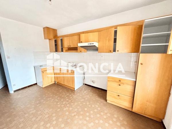 Location Appartement 3 pièces 71.67 m² - 8 CHEMIN DU TIVOLI Tournon Sur Rhone 07300