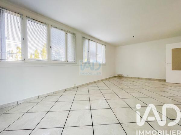 Appartement à vendre 4 pièces 58 m² Saint-Germain-lès-Arpajon