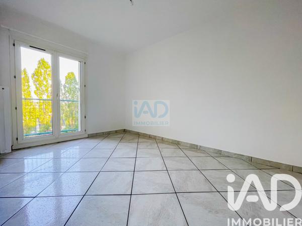 Appartement à vendre 4 pièces 58 m² Saint-Germain-lès-Arpajon