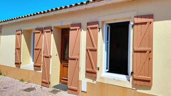 Maison Les Sables D Olonne La Chaume 2 chambres cour dépendance proche quai