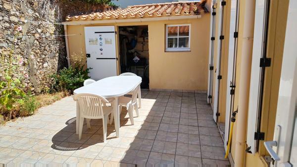 Maison Les Sables D Olonne La Chaume 2 chambres cour dépendance proche quai