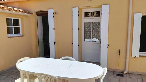 Maison Les Sables D Olonne La Chaume 2 chambres cour dépendance proche quai