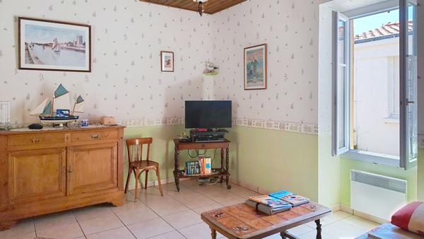 Maison Les Sables D Olonne La Chaume 2 chambres cour dépendance proche quai