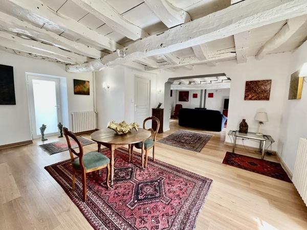 Maison 339 000 € Castres 6 p 216 m² DPE C